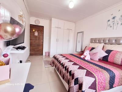 Apartment / Flat For Rent in Merewent, Durban